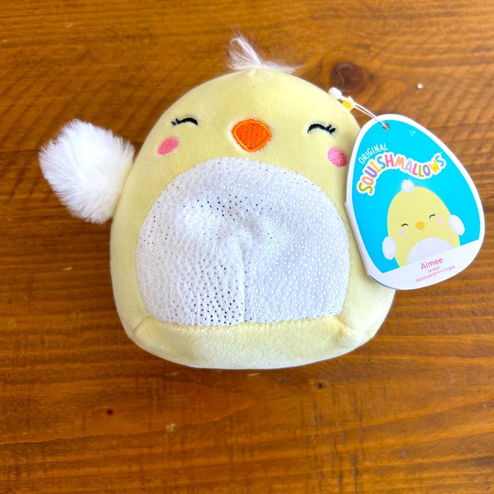 NWT Aimee squishmallows 5” yellow